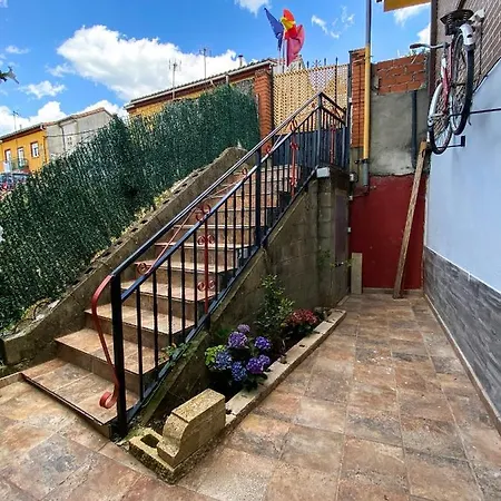 Casa Julian Cistierna